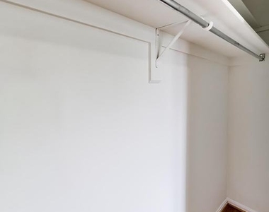 12015 Montrose Village Terrace - Photo Thumbnail 36