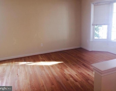 12015 Montrose Village Terrace - Photo Thumbnail 10