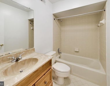 12015 Montrose Village Terrace - Photo Thumbnail 54
