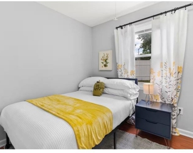 2 Burgundy Court - Photo Thumbnail 11
