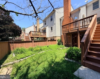 7418 Crestberry Lane - Photo Thumbnail 59