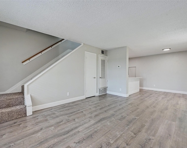 1200 Banister Ln - Photo Thumbnail 5