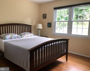 5512 Massachusetts Avenue - Photo Thumbnail 19