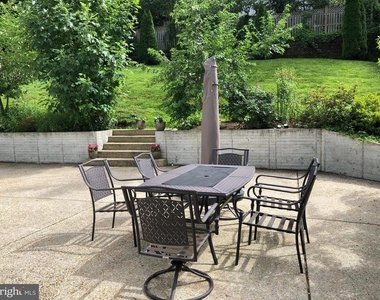 5512 Massachusetts Avenue - Photo Thumbnail 18