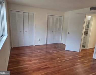 10432 Rockville Pike - Photo Thumbnail 14