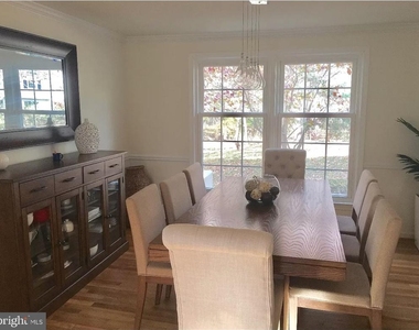 1849 Greenplace Terrace - Photo Thumbnail 9