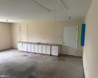 1707 Merrifields Drive - Photo Thumbnail 11