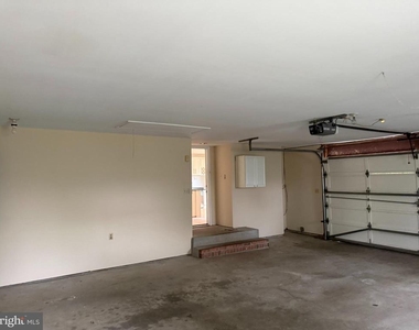 1707 Merrifields Drive - Photo Thumbnail 12