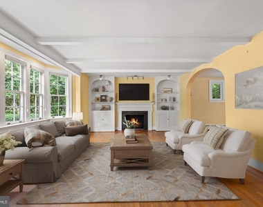 4613 Langdrum Lane - Photo Thumbnail 3