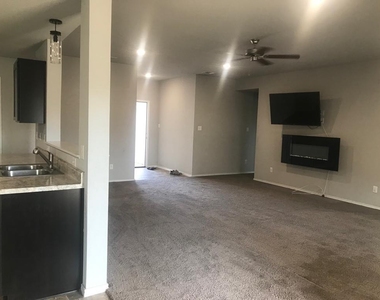 2705 Turning Creek St - Photo Thumbnail 6