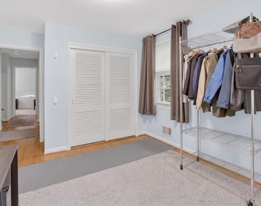 5703 Cromwell Drive - Photo Thumbnail 21