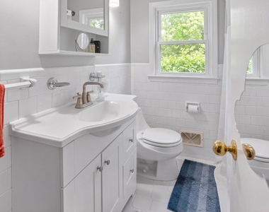 5703 Cromwell Drive - Photo Thumbnail 17