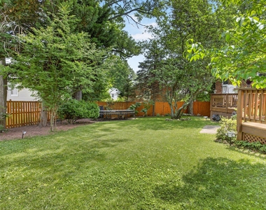 5703 Cromwell Drive - Photo Thumbnail 16