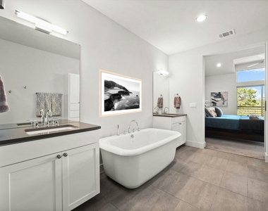 8110 Ranch Road 2222 - Photo Thumbnail 17
