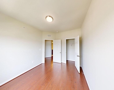 3616 Summer House Street - Photo Thumbnail 9