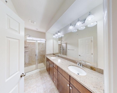 3616 Summer House Street - Photo Thumbnail 7