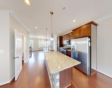 3616 Summer House Street - Photo Thumbnail 1