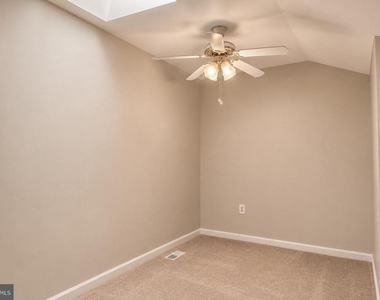 13008 Shadyside Lane - Photo Thumbnail 19