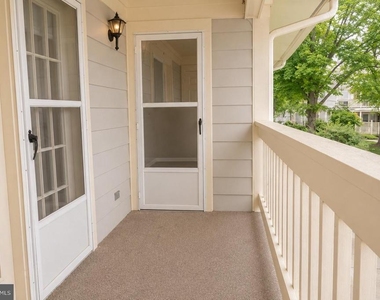 13008 Shadyside Lane - Photo Thumbnail 32