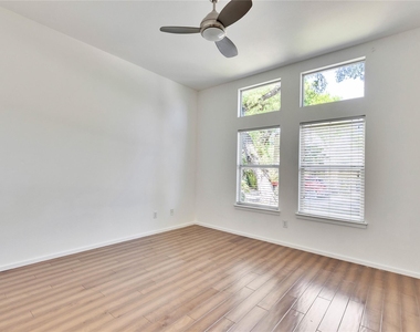 3808 Menchaca Rd - Photo Thumbnail 20