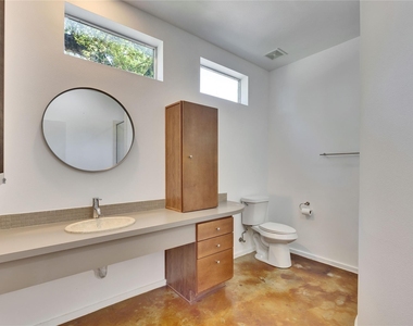 3808 Menchaca Rd - Photo Thumbnail 12