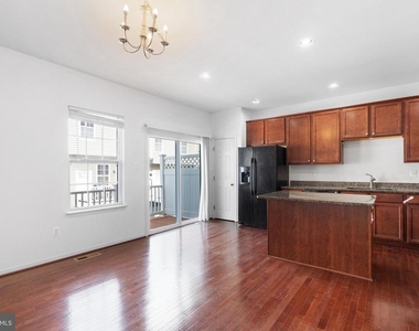 8320 Stickley Court - Photo Thumbnail 7