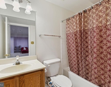 6005 Helmsman Way - Photo Thumbnail 33