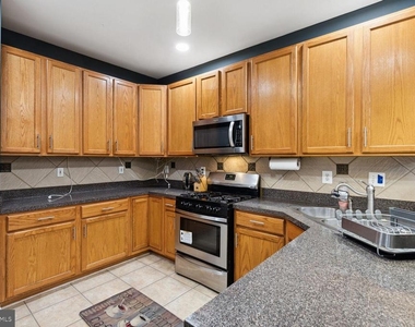 6005 Helmsman Way - Photo Thumbnail 16