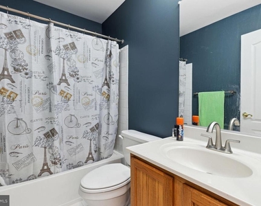 6005 Helmsman Way - Photo Thumbnail 27
