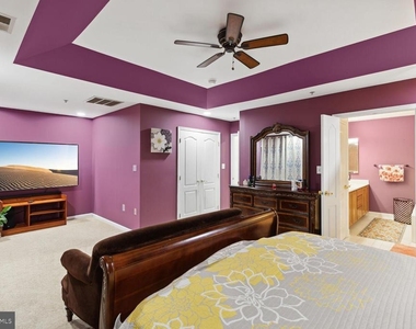 6005 Helmsman Way - Photo Thumbnail 20