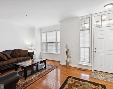 6005 Helmsman Way - Photo Thumbnail 3
