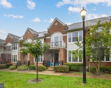 6005 Helmsman Way - Photo Thumbnail 2