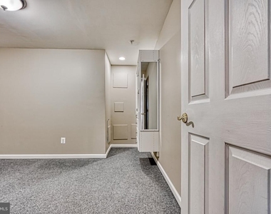 206 Colgate Drive - Photo Thumbnail 25