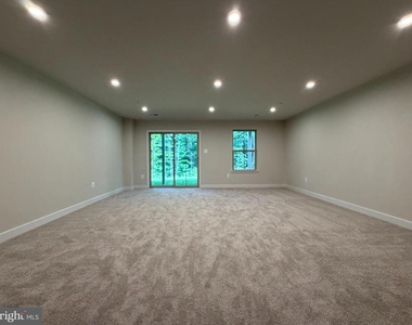 9711 Klamath Court - Photo Thumbnail 31