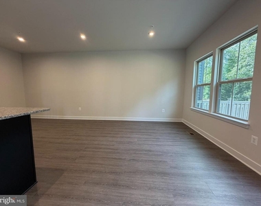 9711 Klamath Court - Photo Thumbnail 18