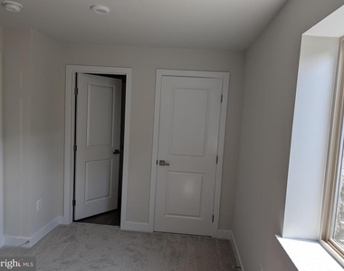9711 Klamath Court - Photo Thumbnail 15