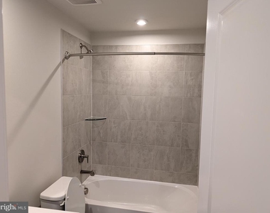 9711 Klamath Court - Photo Thumbnail 14