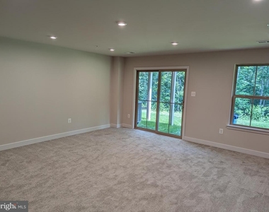 9711 Klamath Court - Photo Thumbnail 13