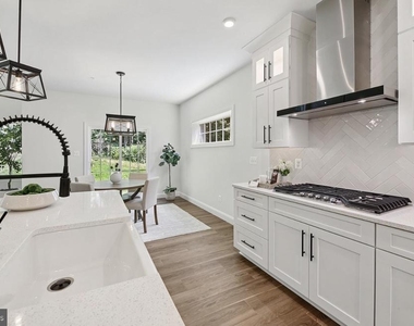1823 Colt Lane - Photo Thumbnail 9