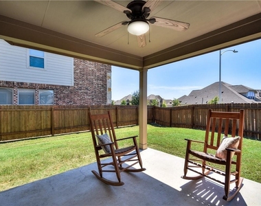 701 Cardenas Ln - Photo Thumbnail 18