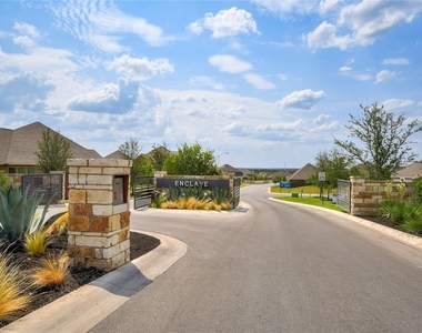 701 Cardenas Ln - Photo Thumbnail 22