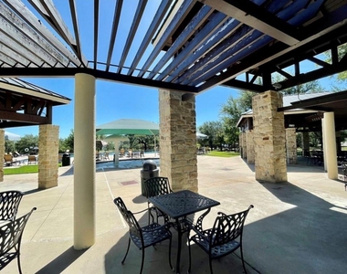 310 Steer Acres Ct - Photo Thumbnail 33