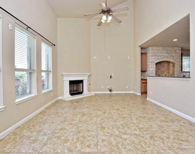 310 Steer Acres Ct - Photo Thumbnail 10