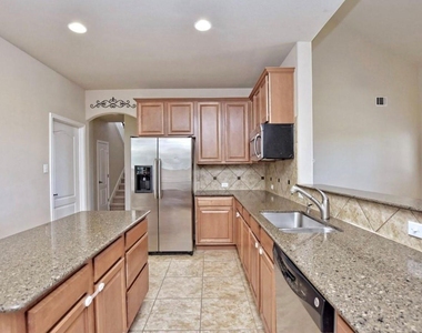 310 Steer Acres Ct - Photo Thumbnail 7