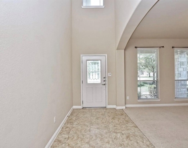 310 Steer Acres Ct - Photo Thumbnail 4