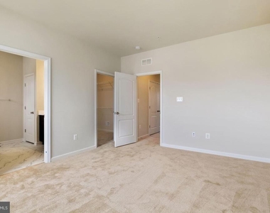 5986 Passend Drive - Photo Thumbnail 18