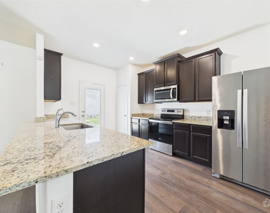 1687 Twin Estates Dr - Photo Thumbnail 1