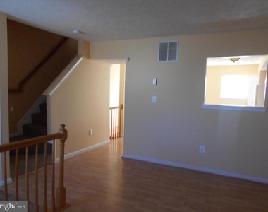 2701 Claybrooke Drive - Photo Thumbnail 5