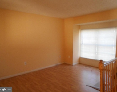 2701 Claybrooke Drive - Photo Thumbnail 4