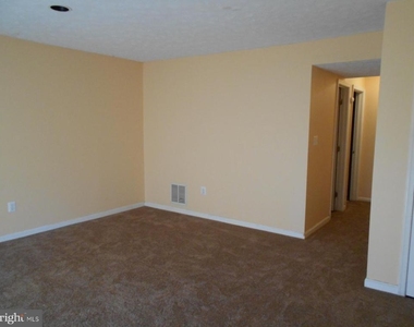 2701 Claybrooke Drive - Photo Thumbnail 17